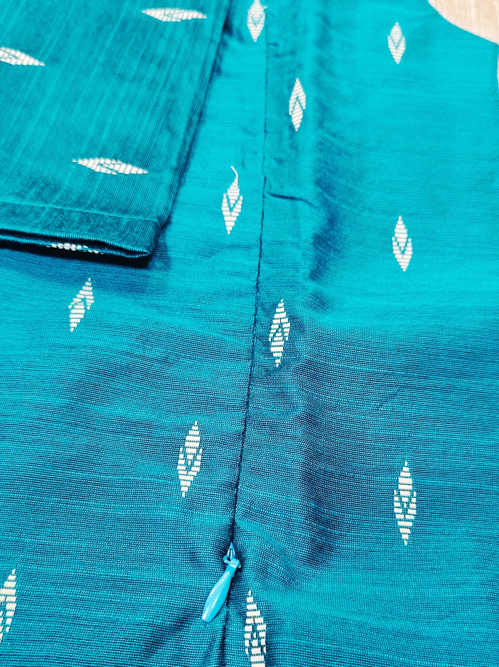 RAW SILK FEEDING 3PC SET - Image 2